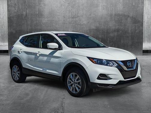 2022 Nissan Rogue Sport S