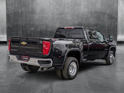 2025 Chevrolet Silverado 3500 LTZ