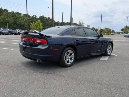 2014 Dodge Charger SE