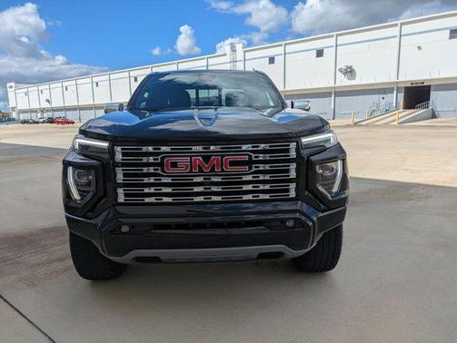 2023 GMC Canyon Denali
