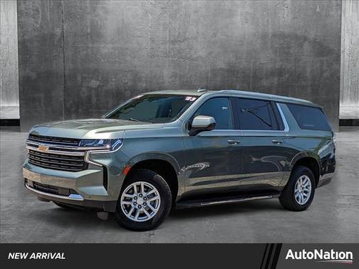 2023 Chevrolet Suburban LT