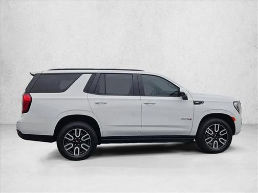 2023 GMC Yukon 4WD AT4