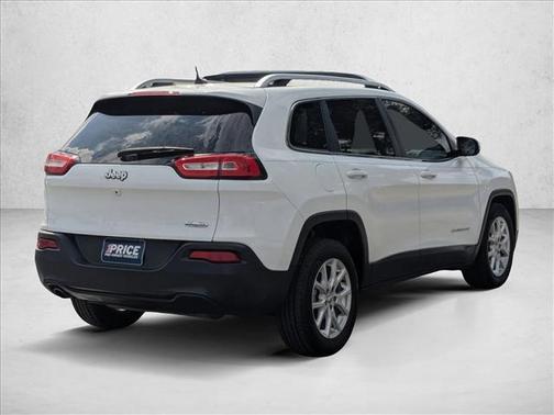 Bright White Clearcoat 2017 Jeep Cherokee Latitude