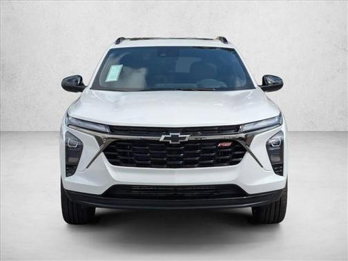 Summit White 2026 Chevrolet Trax FWD 2RS