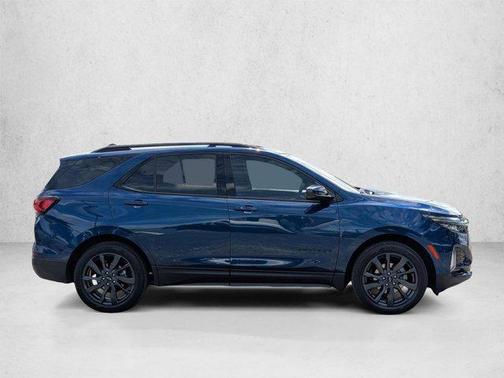 Blue Glow Metallic 2023 Chevrolet Equinox FWD RS