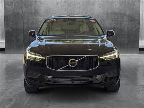 2019 Volvo XC60 T5 Momentum