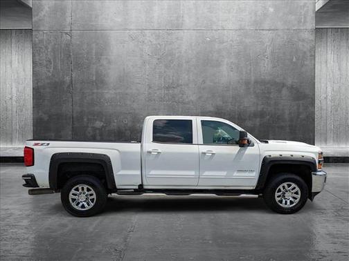 2017 Chevrolet Silverado 2500 LT
