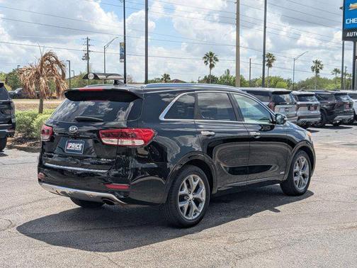 2017 Kia Sorento SX