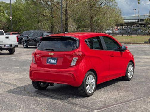 Salsa 2016 Chevrolet Spark 1LT