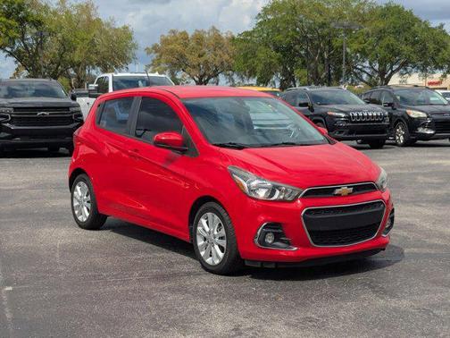 Salsa 2016 Chevrolet Spark 1LT