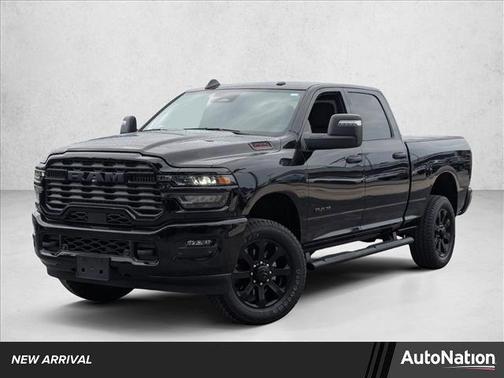 Diamond Black Crystal Pearlcoat 2025 RAM 2500 Big Horn Crew Cab 4x4 6'4' Box