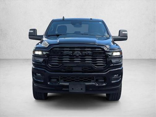Diamond Black Crystal Pearlcoat 2025 RAM 2500 Big Horn Crew Cab 4x4 6'4' Box
