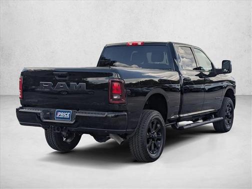 Diamond Black Crystal Pearlcoat 2025 RAM 2500 Big Horn Crew Cab 4x4 6'4' Box