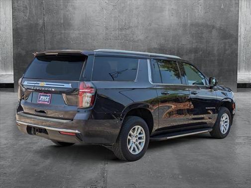2023 Chevrolet Suburban LT
