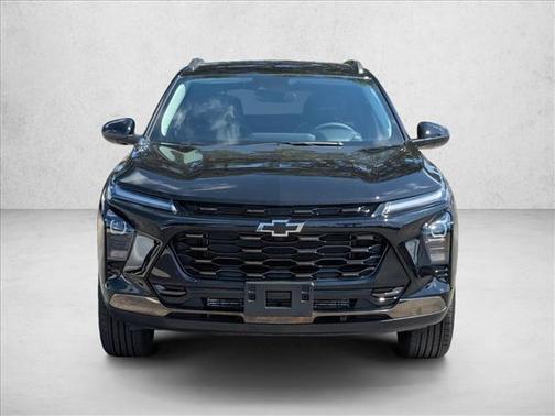 Mosaic Black Metallic 2026 Chevrolet Trax FWD ACTIV