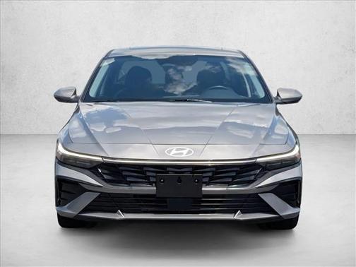 Fluid Metal 2025 Hyundai ELANTRA Limited