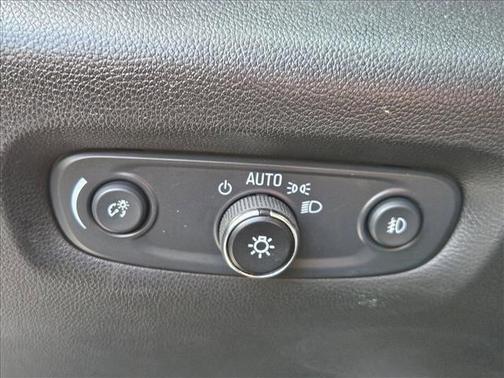 Satin Steel Metallic 2021 Chevrolet Traverse LT Cloth