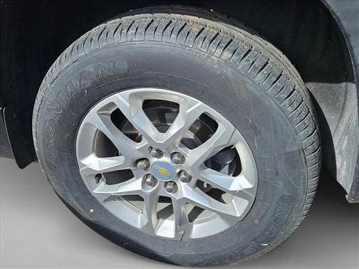 Satin Steel Metallic 2021 Chevrolet Traverse LT Cloth