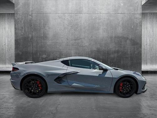 2024 Chevrolet Corvette Stingray w/2LT