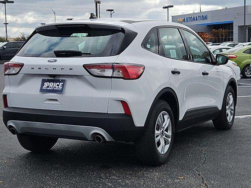 2022 Ford Escape S