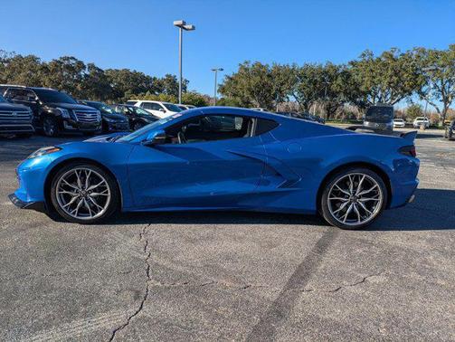 2022 Chevrolet Corvette Stingray w/2LT