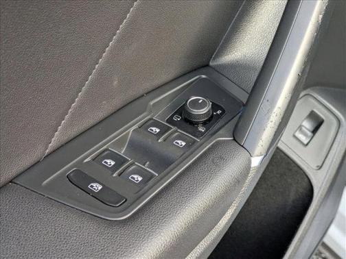 2018 Volkswagen Tiguan 2.0T SEL