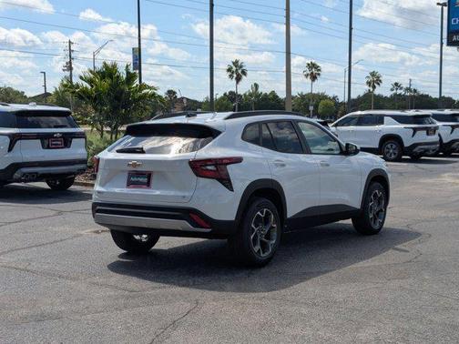 Summit White 2026 Chevrolet Trax LT