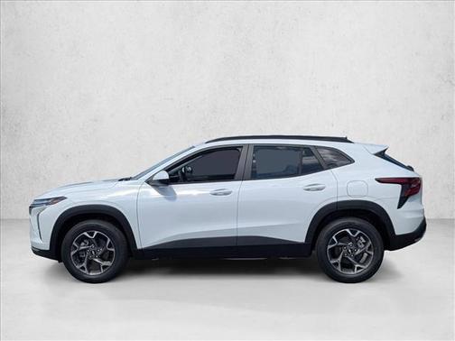 Summit White 2026 Chevrolet Trax LT