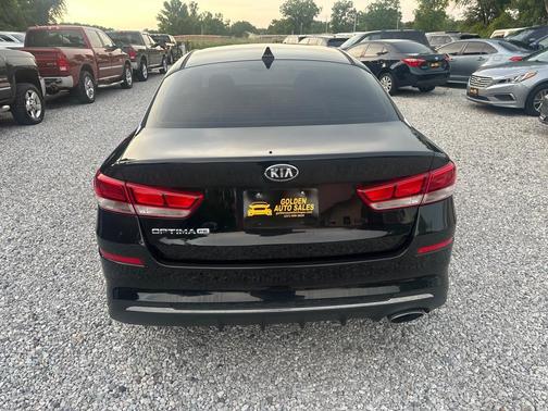 2020 Kia Optima LX