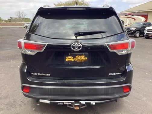 Attitude Black Metallic 2015 Toyota Highlander XLE