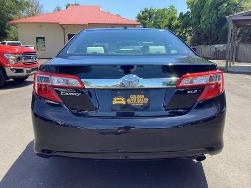 Attitude Black Metallic 2012 Toyota Camry SE