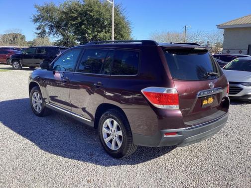 2012 Toyota Highlander SE