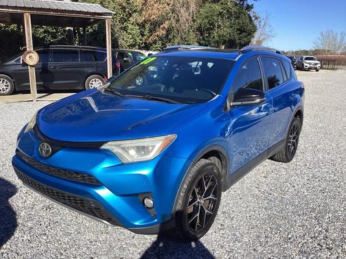 2017 Toyota RAV4 SE