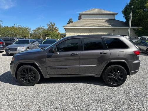 2018 Jeep Grand Cherokee Laredo E