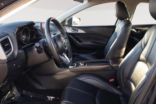 2018 Mazda Mazda3 Touring