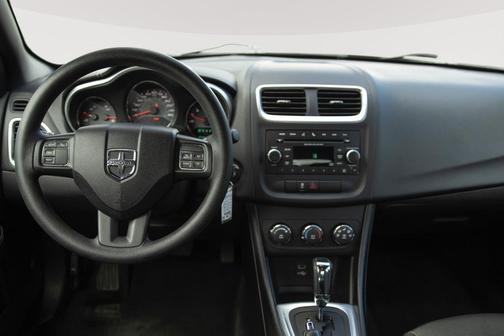 Deep Cherry Red Crystal Pearlcoat 2014 Dodge Avenger SE
