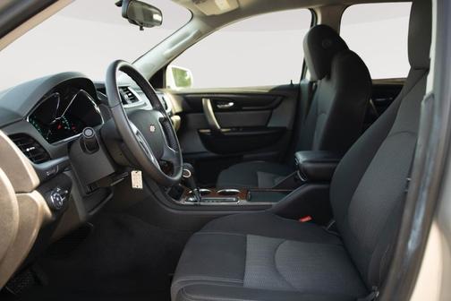 Cyber Gray Metallic 2014 Chevrolet Traverse 1LT