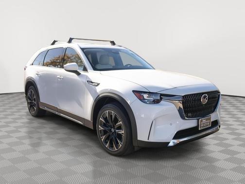 2024 Mazda CX-90 PHEV Premium Plus