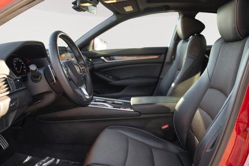 2018 Honda Accord Sport 2.0T