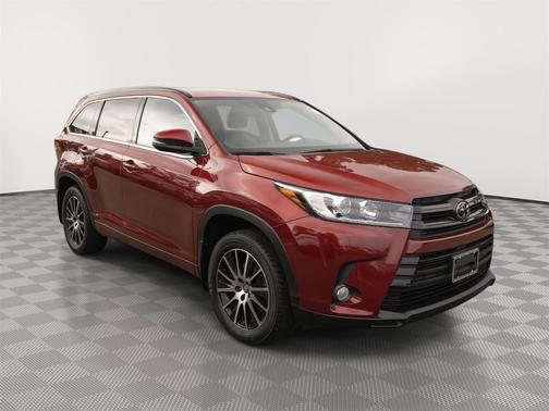 2018 Toyota Highlander SE