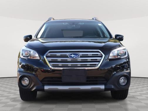 Crystal Black Silica 2017 Subaru Outback 2.5i Limited