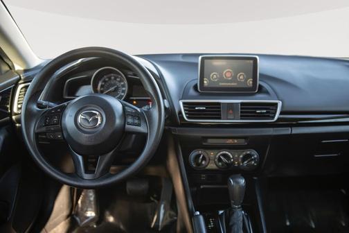 2016 Mazda Mazda3 i Sport