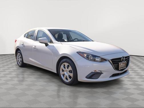 2016 Mazda Mazda3 i Sport