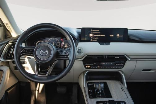 2024 Mazda CX-90 PHEV Premium Plus