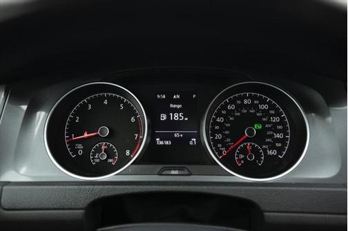 2017 Volkswagen Golf Alltrack TSI SE
