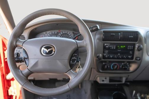 2002 Mazda B3000 DS