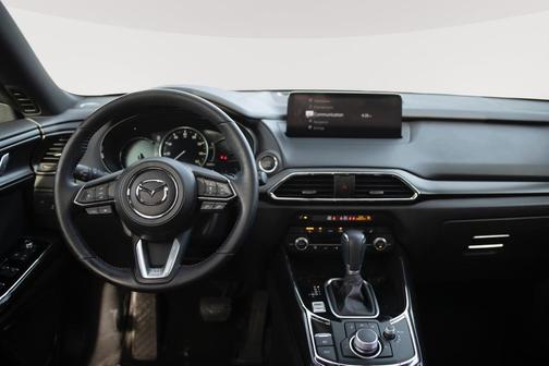 2023 Mazda CX-9 Carbon Edition