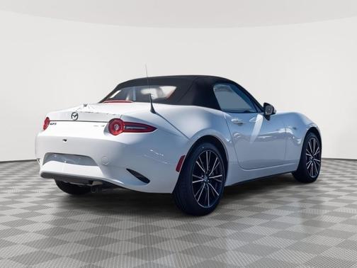 Snowflake White Pearl Mica 2026 Mazda MX-5 Miata Grand Touring