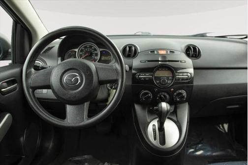 2014 Mazda Mazda2 Sport