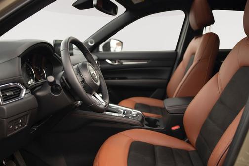 Zircon Sand Metallic 2025 Mazda CX-5 2.5 Carbon Turbo